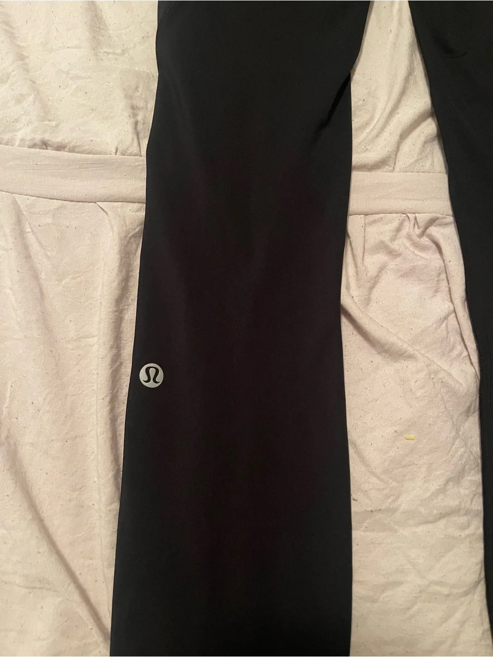lululemon athletica excellent pre